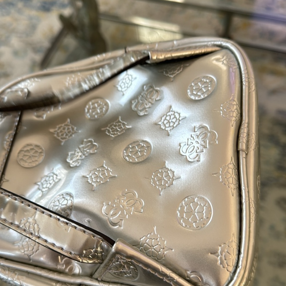 Guess silver mini backpack - Picture 8 of 16